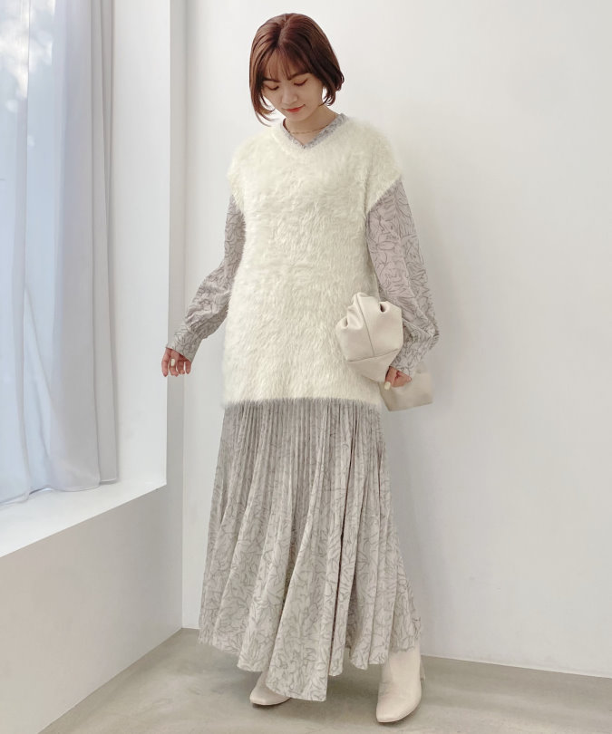 LuxyStar日本代購 COCO DEAL淡雅線花顯瘦收腰雪紡洋裝